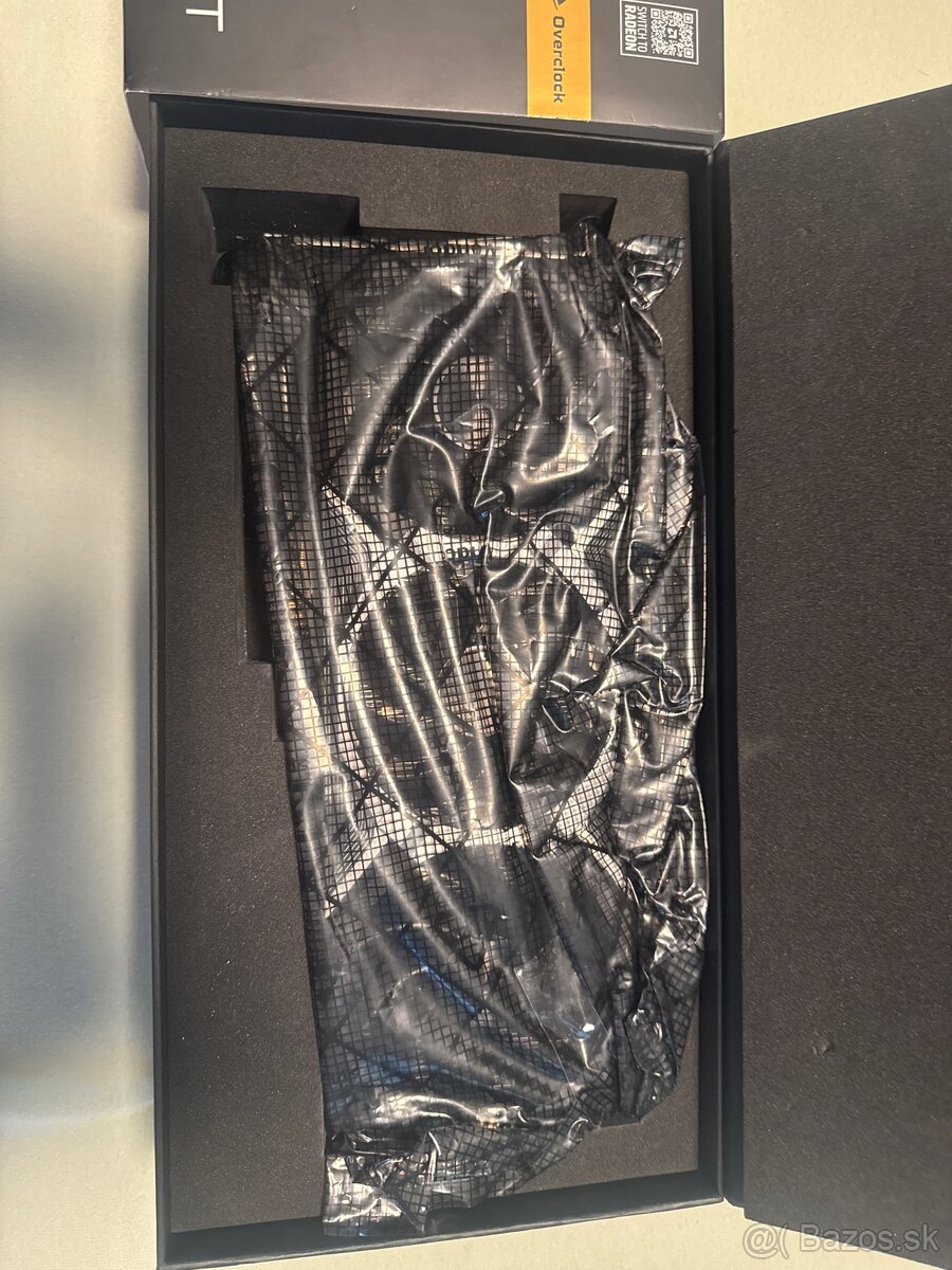 Radeon RX 9070 XT - 2