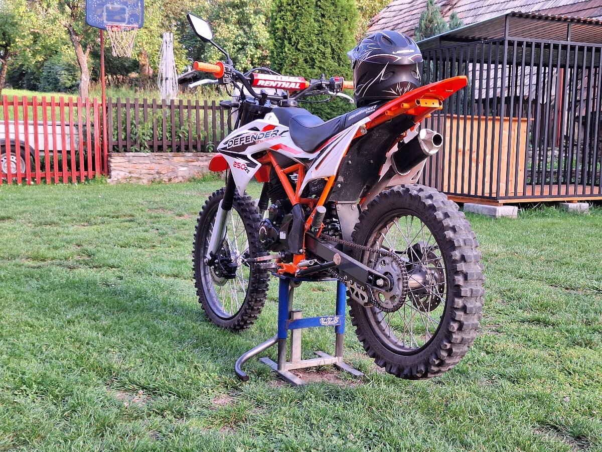 Mikilon Defender 250rr