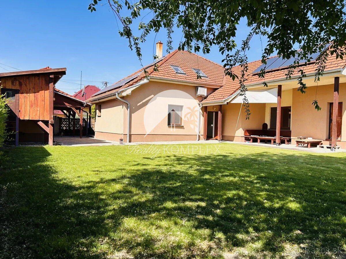 Reality KOMPLEX s.r.o.,Vám ponúka elagantný, úplne rekonštr - 2