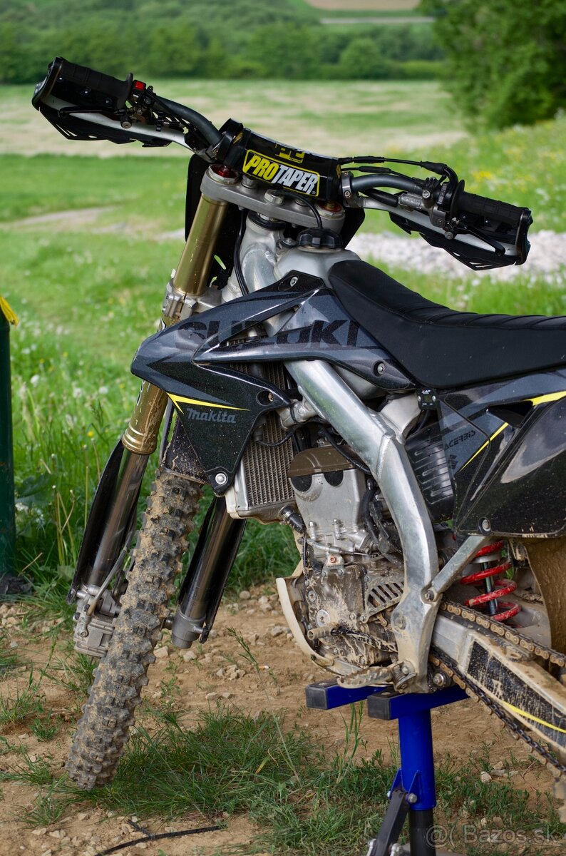 Suzuki rmz 250