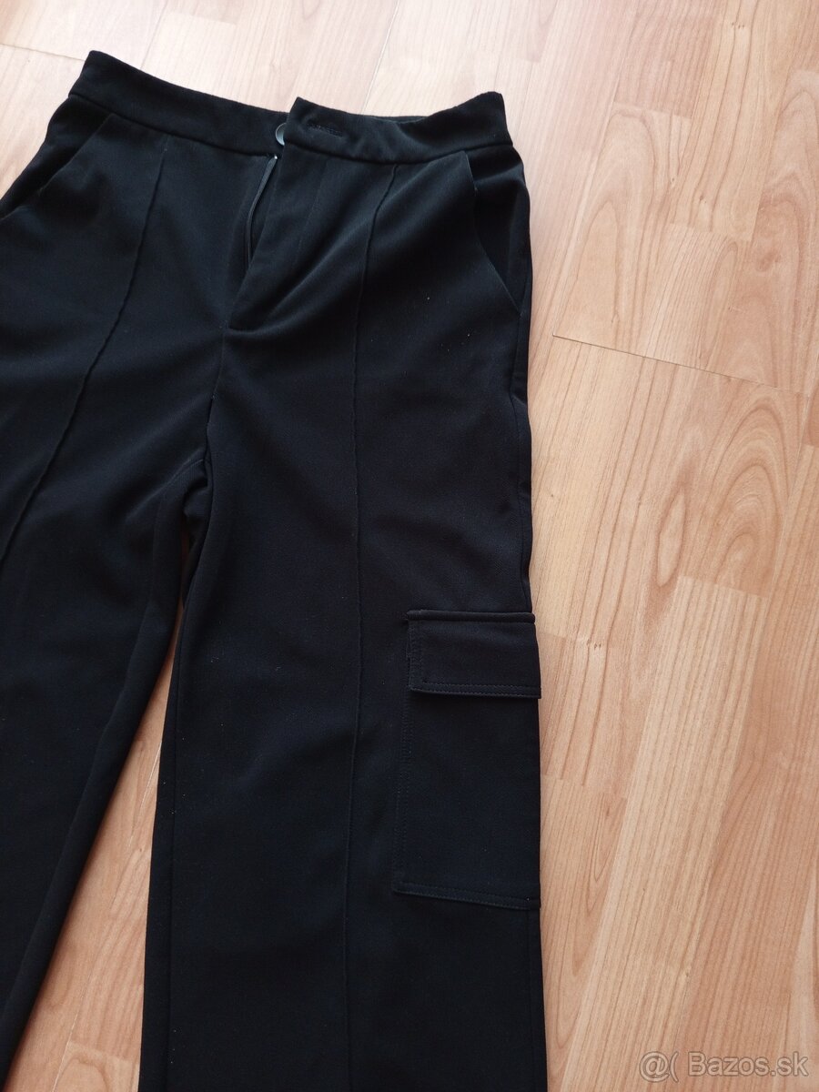 Cierne nohavice s vrecakmi - cropp veľkost 38 - 2