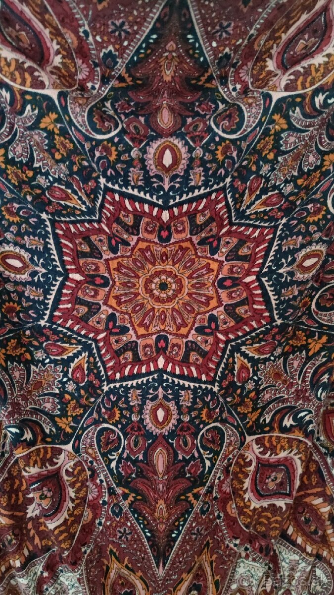 Krásne vzorované šaty Orsay - 2