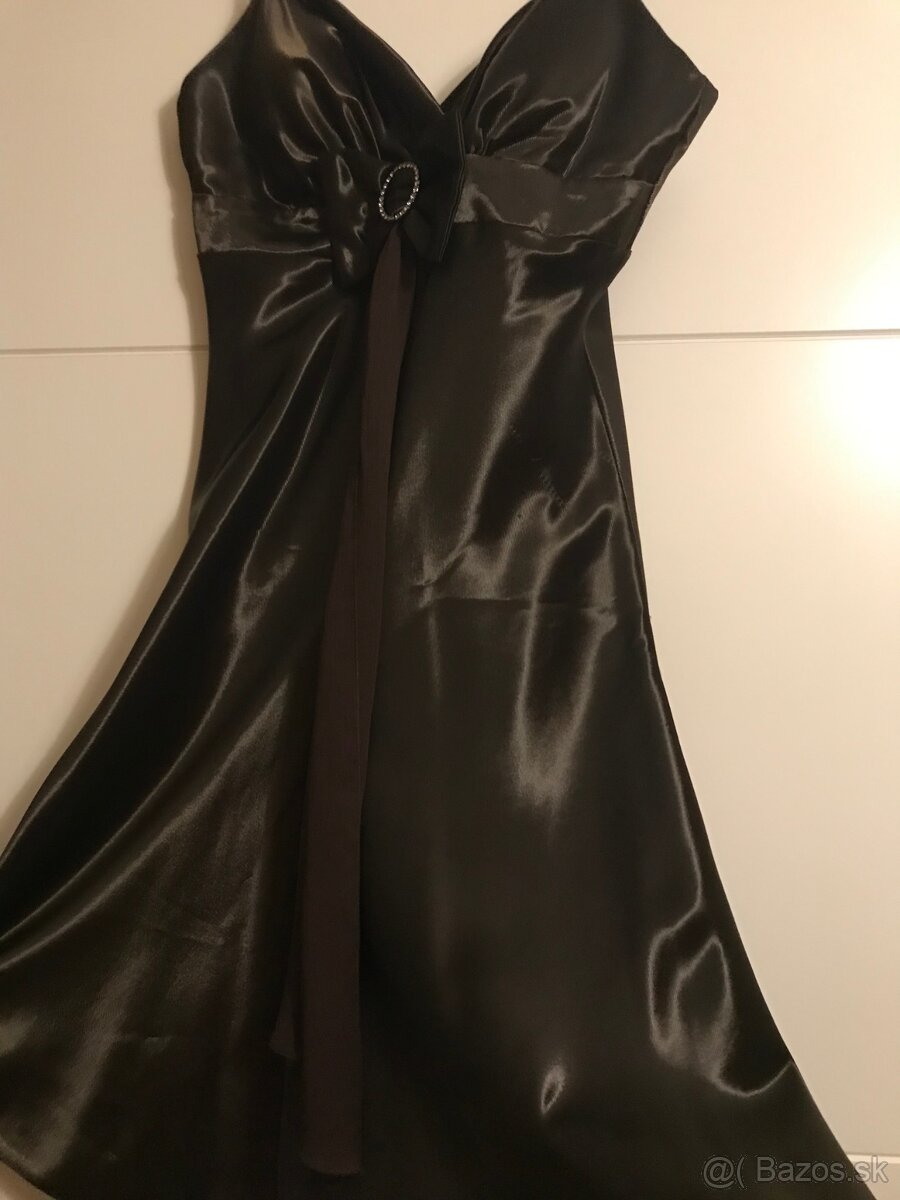 Predám spoločnské šaty - 2