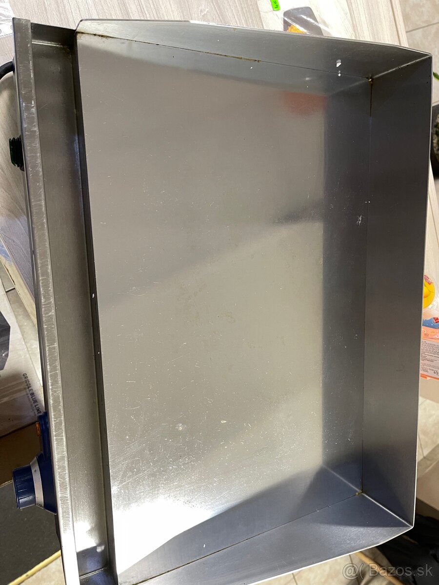 Profesionálny Elektrický Gril/Plancha HENDI Blue Line - 2