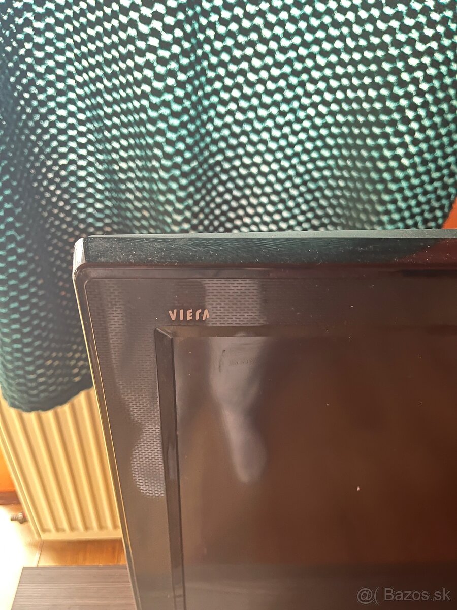 📺 Panasonic 42" Full HD LCD TV – TX-L42S20E - 2