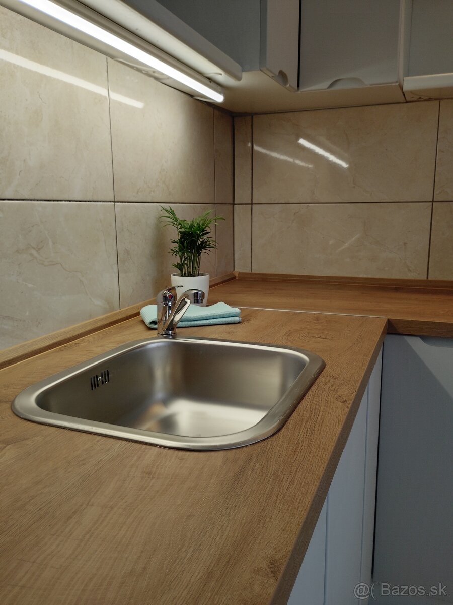 1i byt Pred poľom, Trenčín - 2