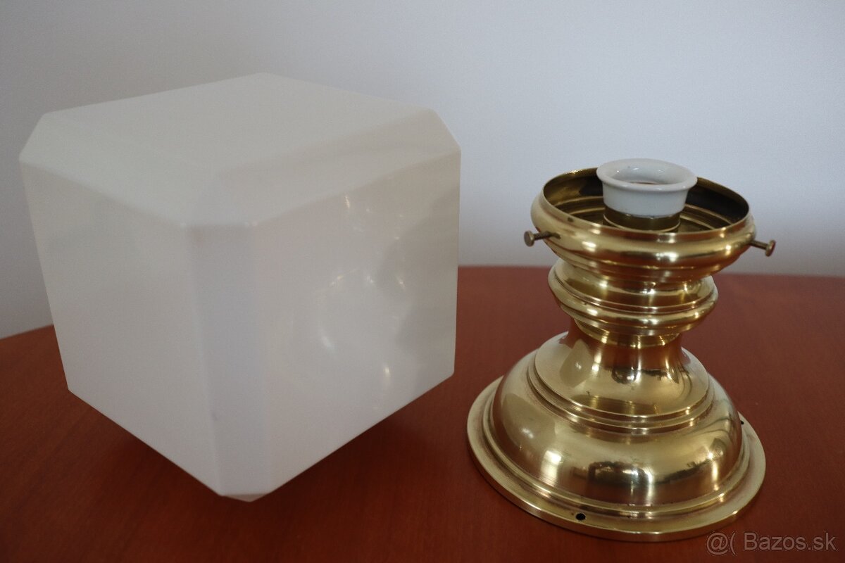 Starožitná stropná lampa. - 2