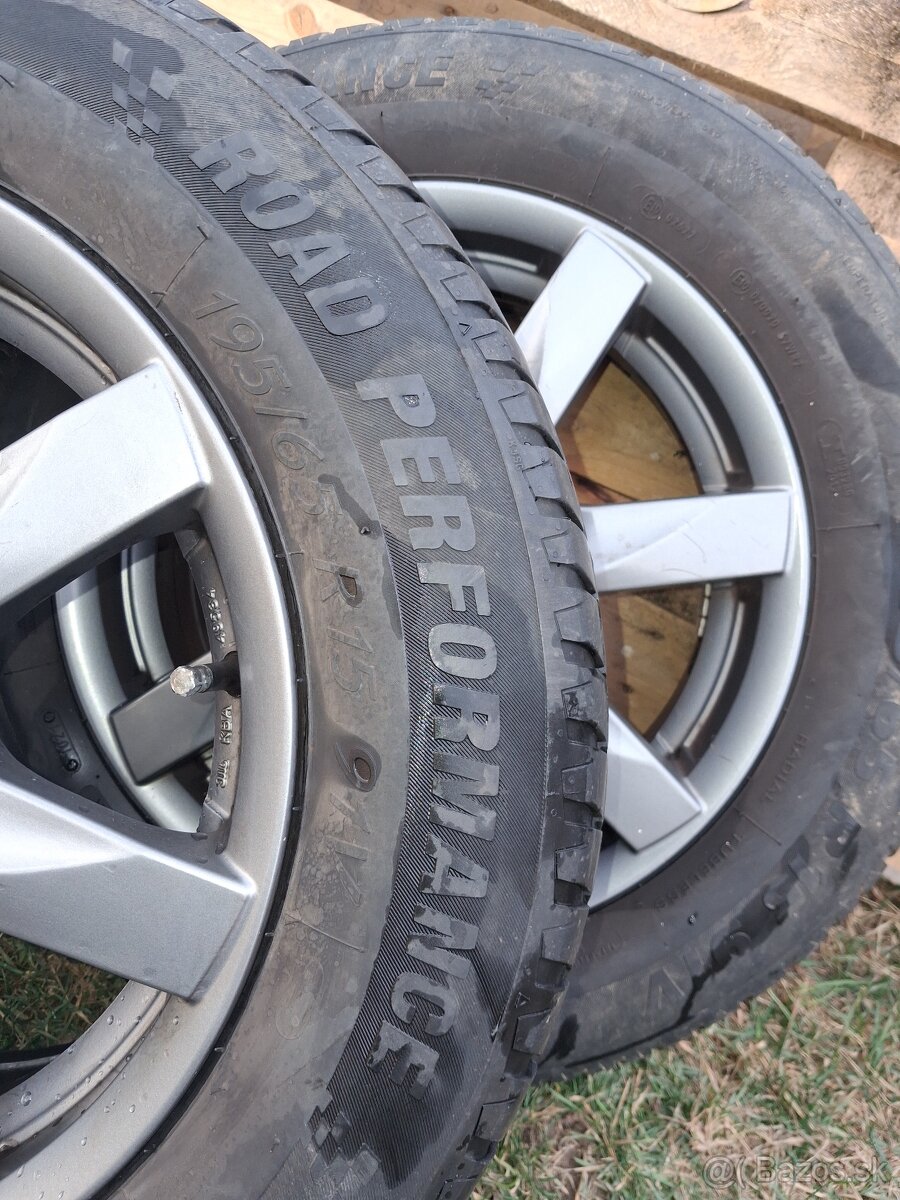 195/65 R15 91V - 2