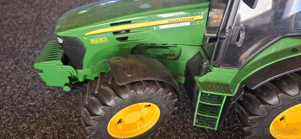 traktor Bruder 7930 - 2