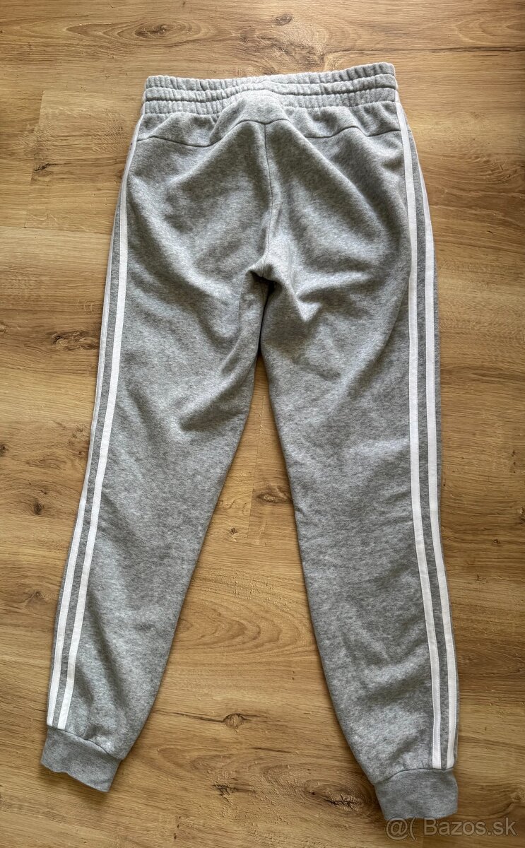 tepláky adidas - 2