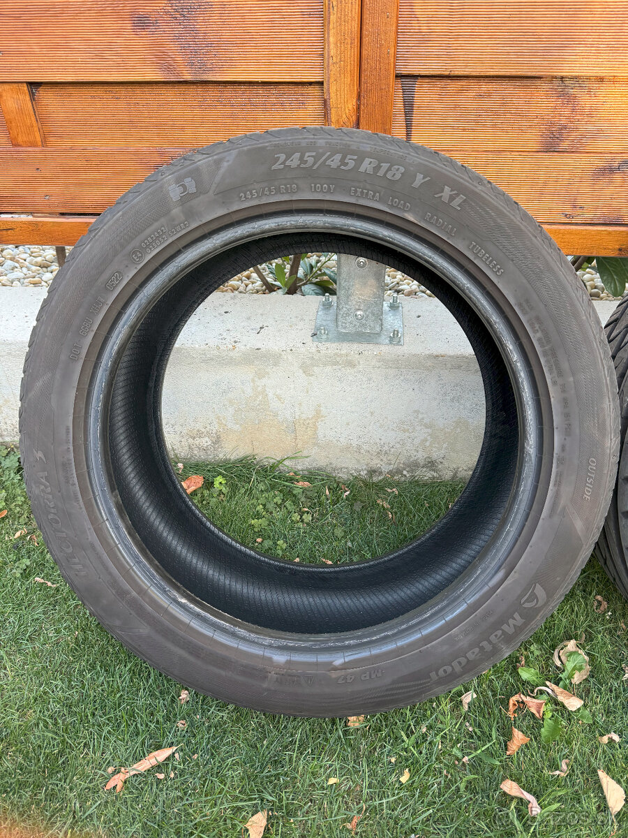 245/45 R18 100Y letné penumatiky - 2