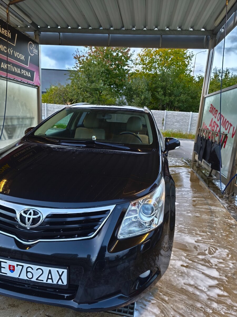 Toyota Avensis Combi T27 2011 2.0D-4D - 2