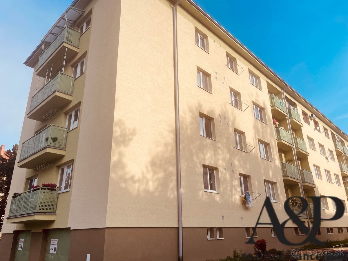 NA PRENÁJOM 2 IZB. BYT S BALKÓNOM V CENTRE, 57M2, HURBANOVA - 2