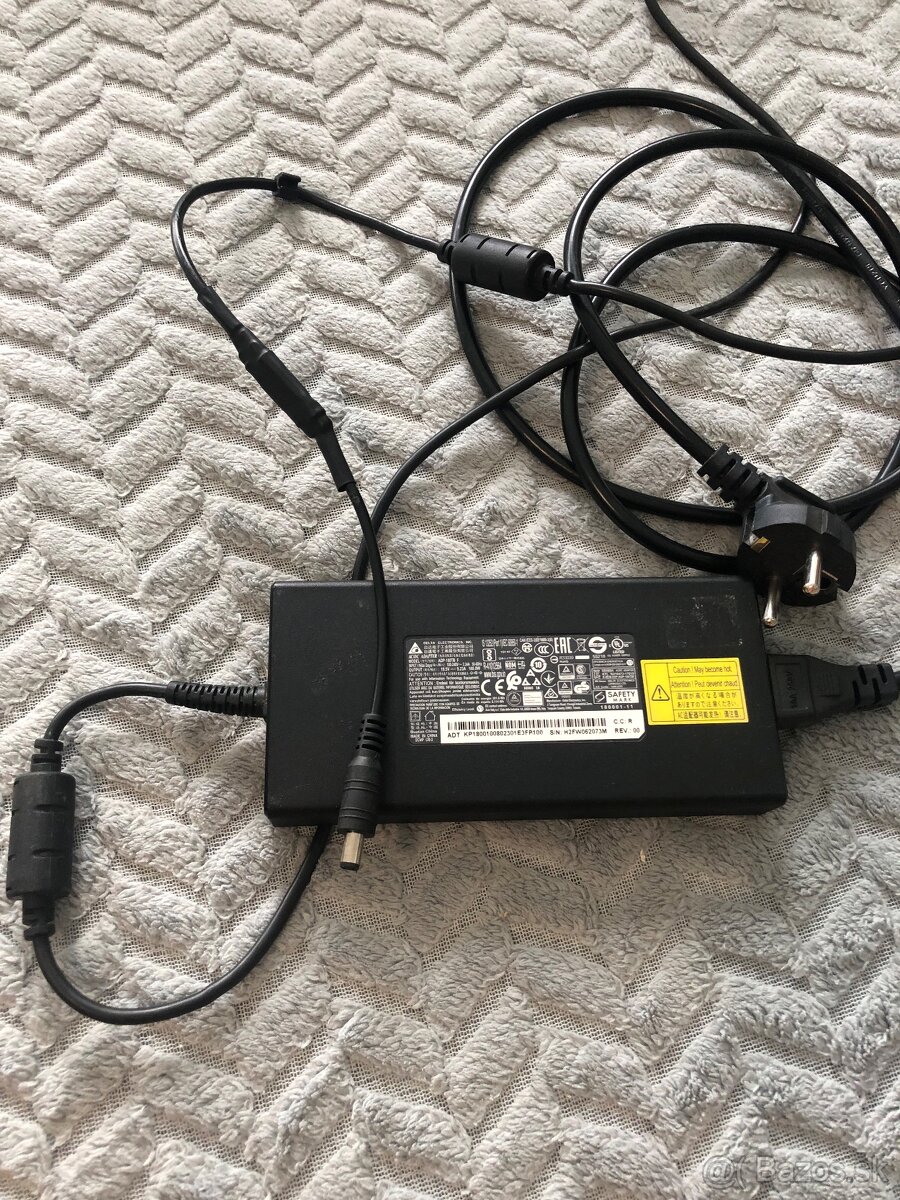 Napajací adaptér notebook ADP-180TB F 5,5/2,5 mm konektor - 2