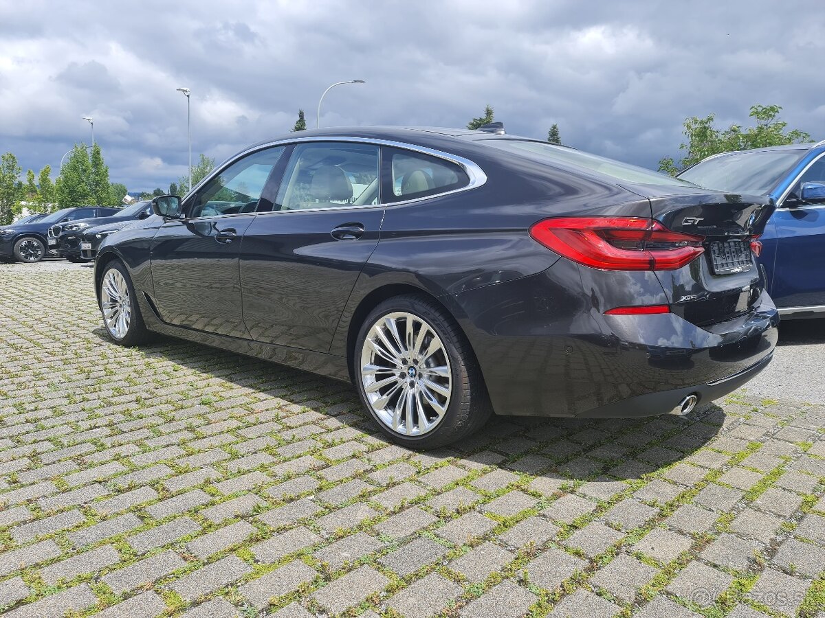 PREDAM BMW GT6 3.0 X DRIVE - 2