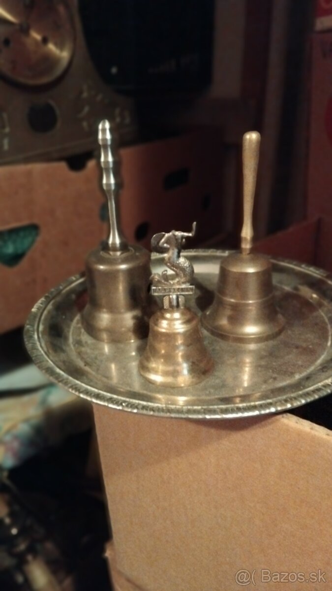 MAZIARE ZVONČEKY. - 2