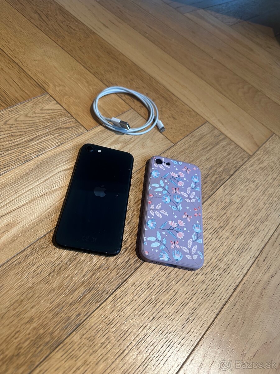 IPhone SE 2020 64GB čierny + kábel - 2