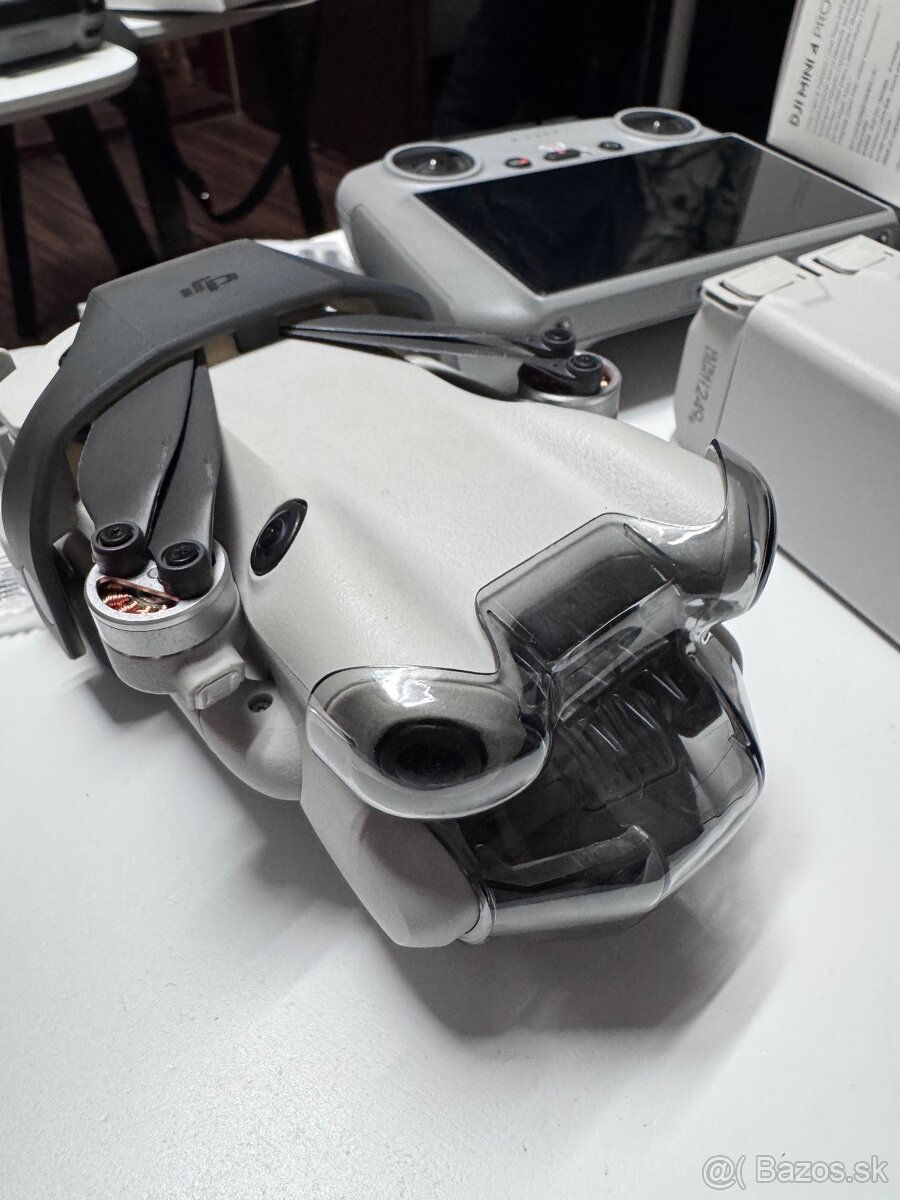 PREDÁM Dron DJI MINI 4 PRO - 2