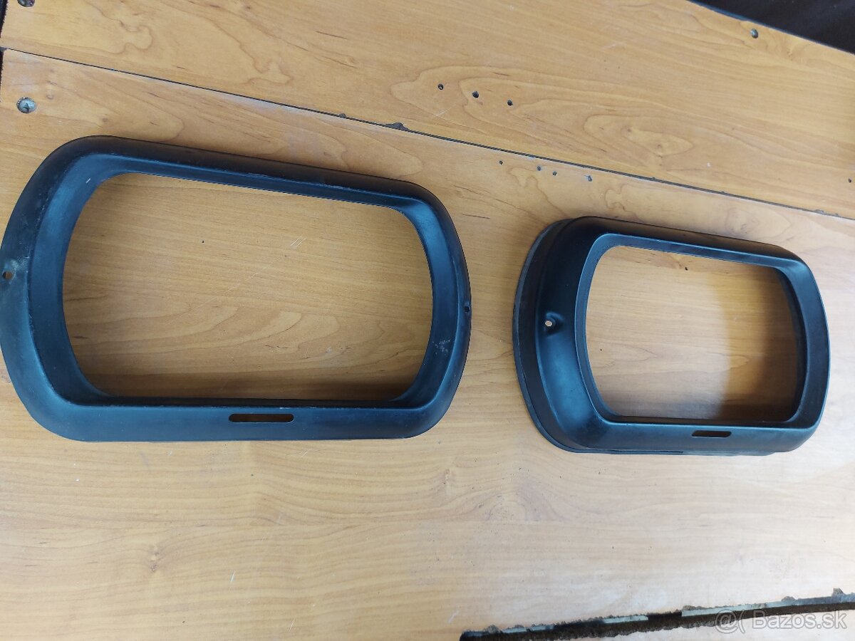 Avia A 31 Kryt svetiel - 2