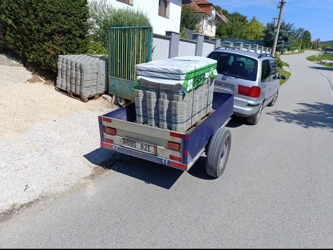 Vyklapacia vlečka nsn10 - 2