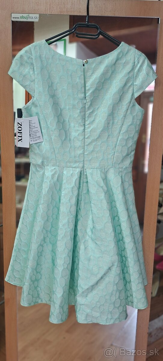 Nove spolocenske saty vel.M/L - 2