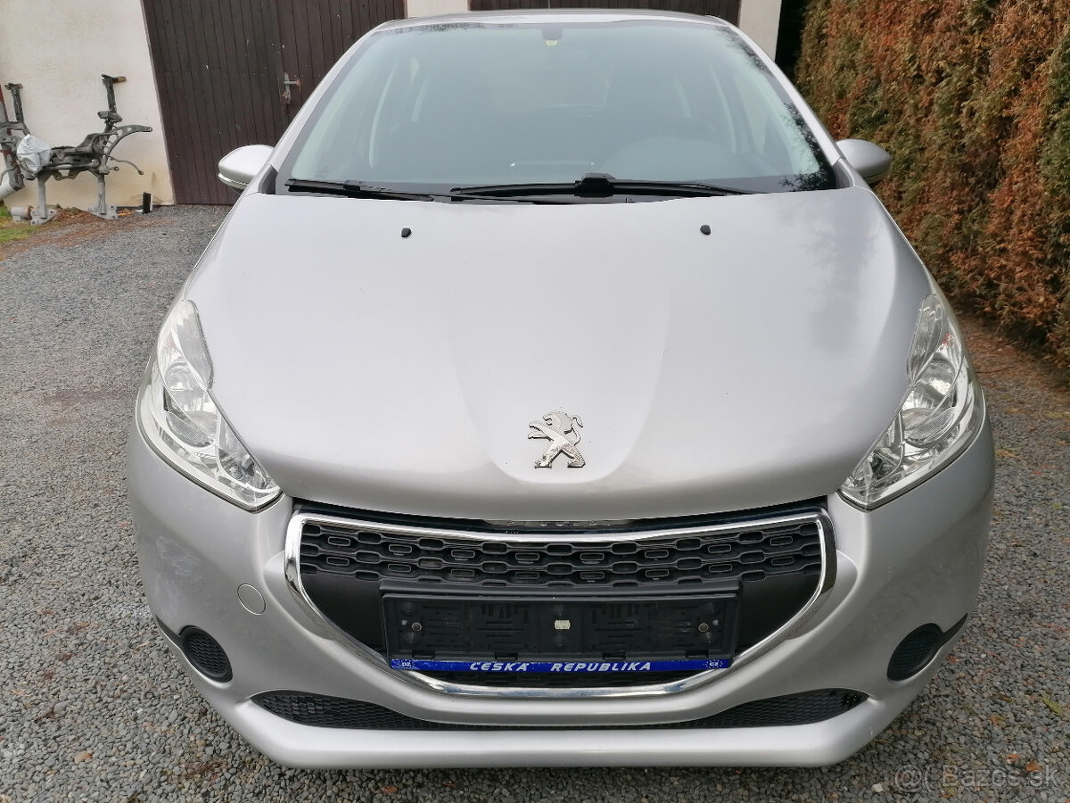Peugeot 208 1,2 - 2