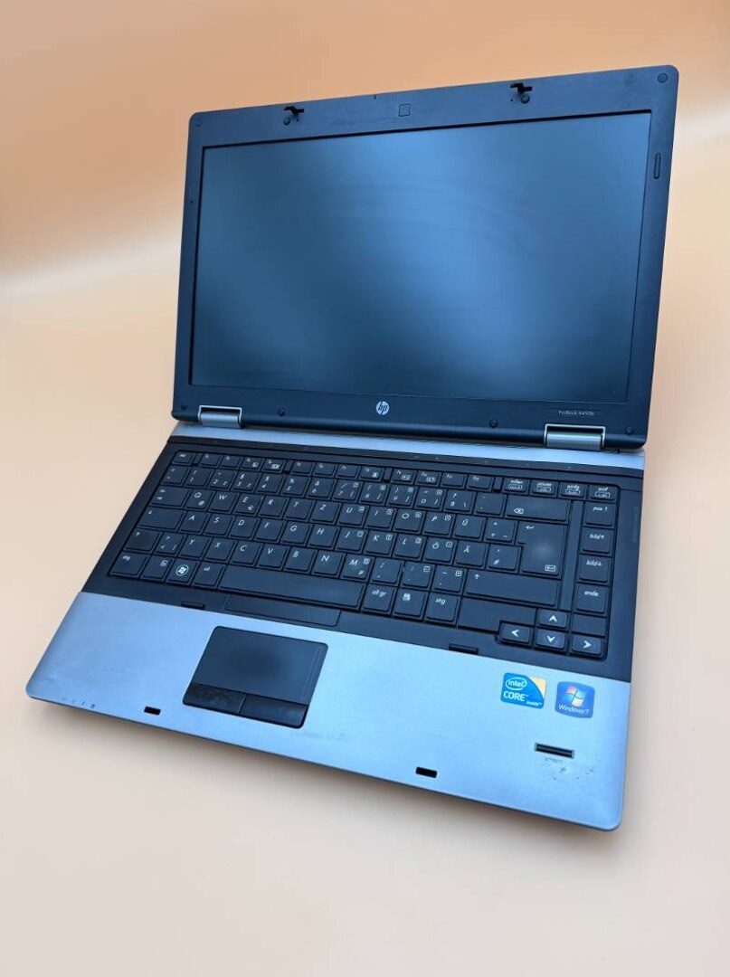 Notebook 14" HP.Intel i5-M520 2x2,40GHz.8gb ram.240gb SSD - 2