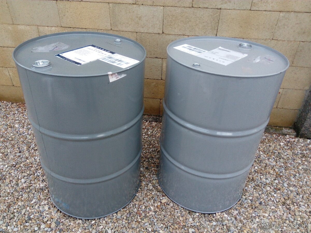 Plechové sudy 200L. - 2