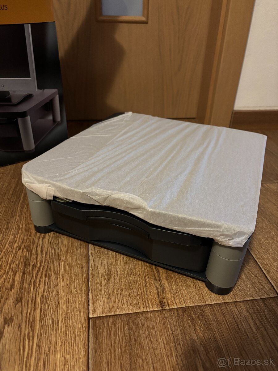 Stojan pod PC - 2