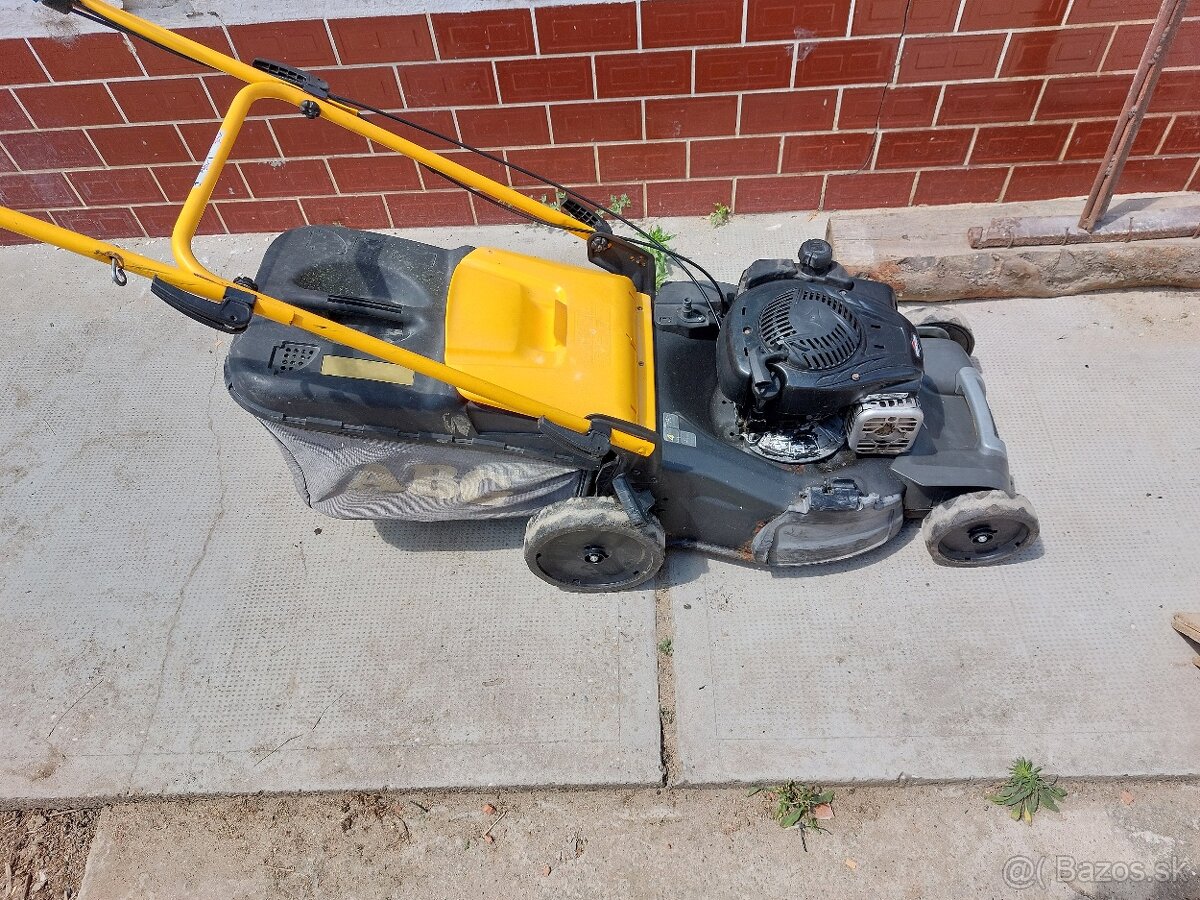Stiga 48 SQ B Quantum s motorom Briggs Stratton - 2