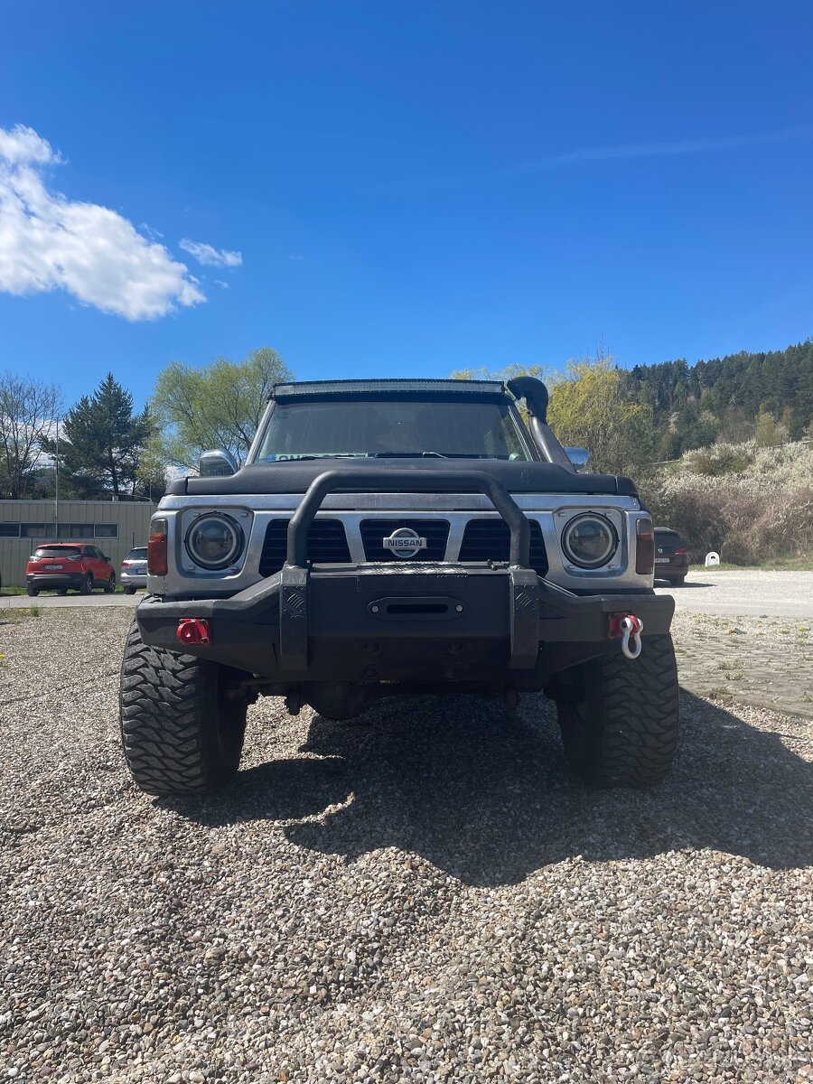 Nissan Patrol y60 - 2