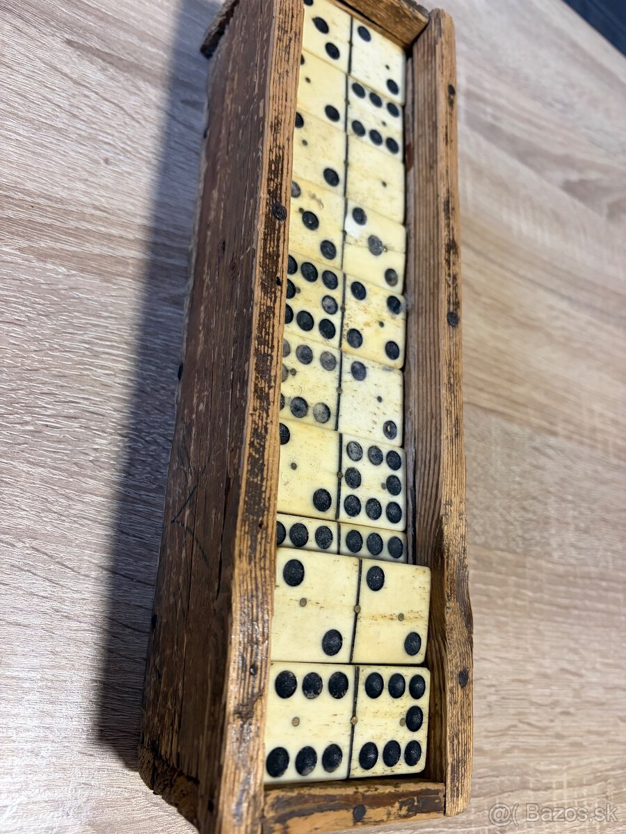 Starožitné domino - 2