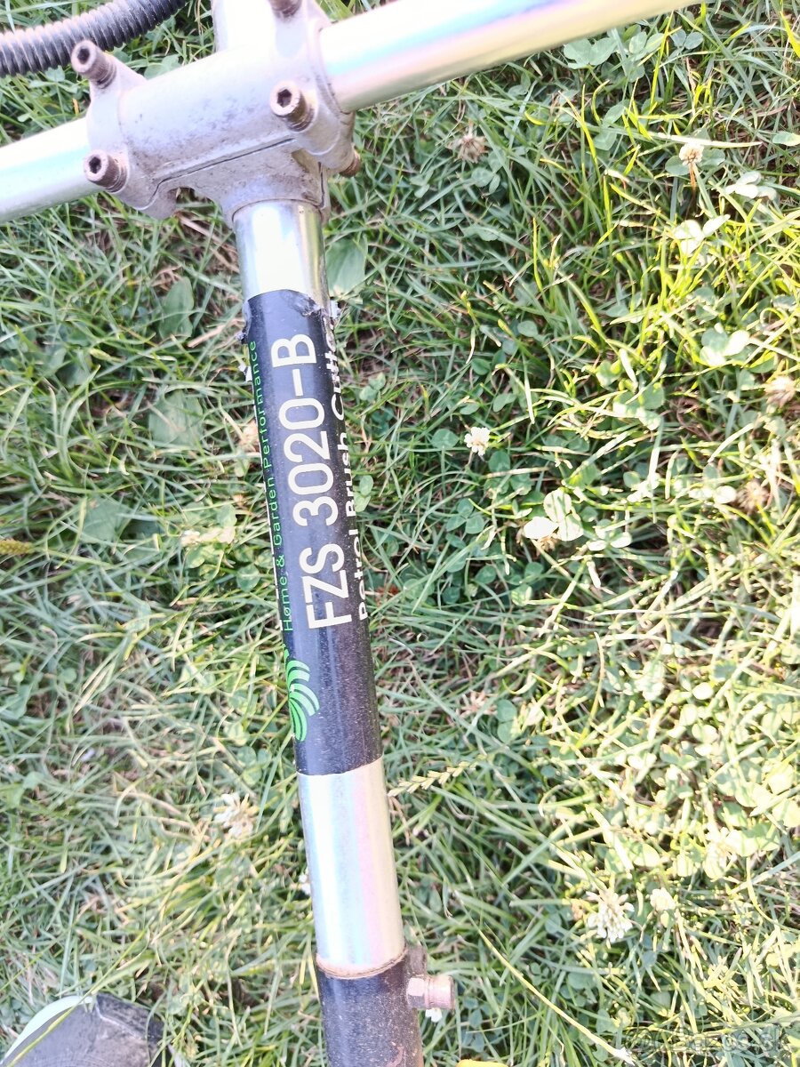 Krovinorez fieldmann - 2