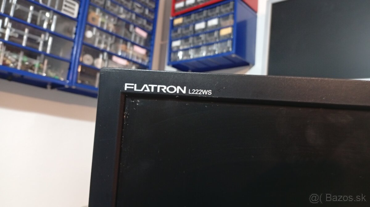 LG Flatron L222WS - 2
