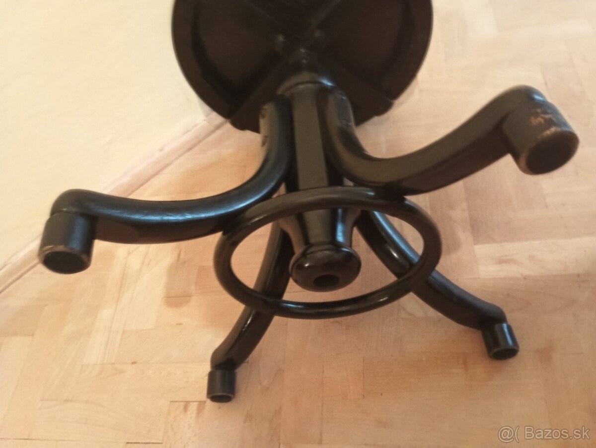 klavirni-stolicka-thonet - 2