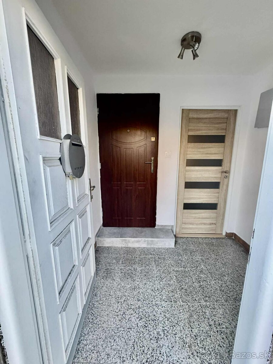 Predám moderný 4i dom v lokalite Kolárovo - 2