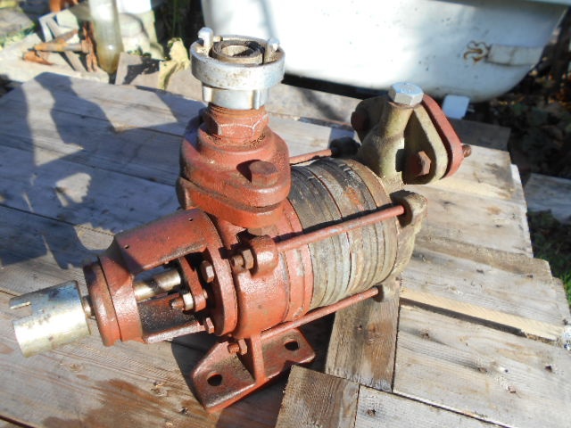 Trojstupňové čerpadlo s motorom na 380-400V - 2