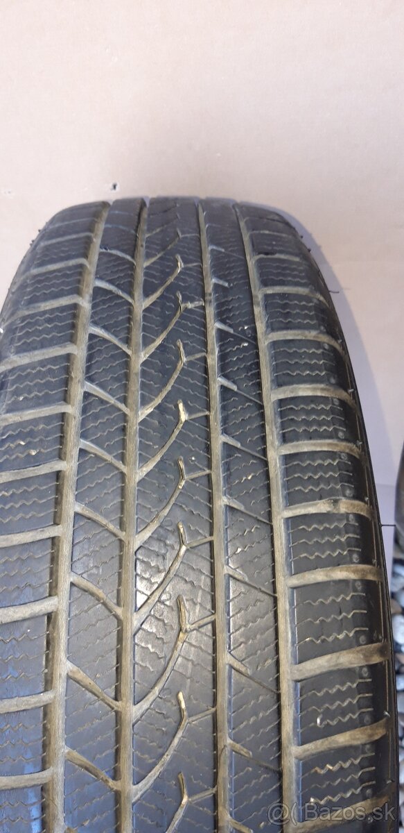 Predám 1ks - celoročnú pneumatiku FALKEN 175/60 R16 82H - 2