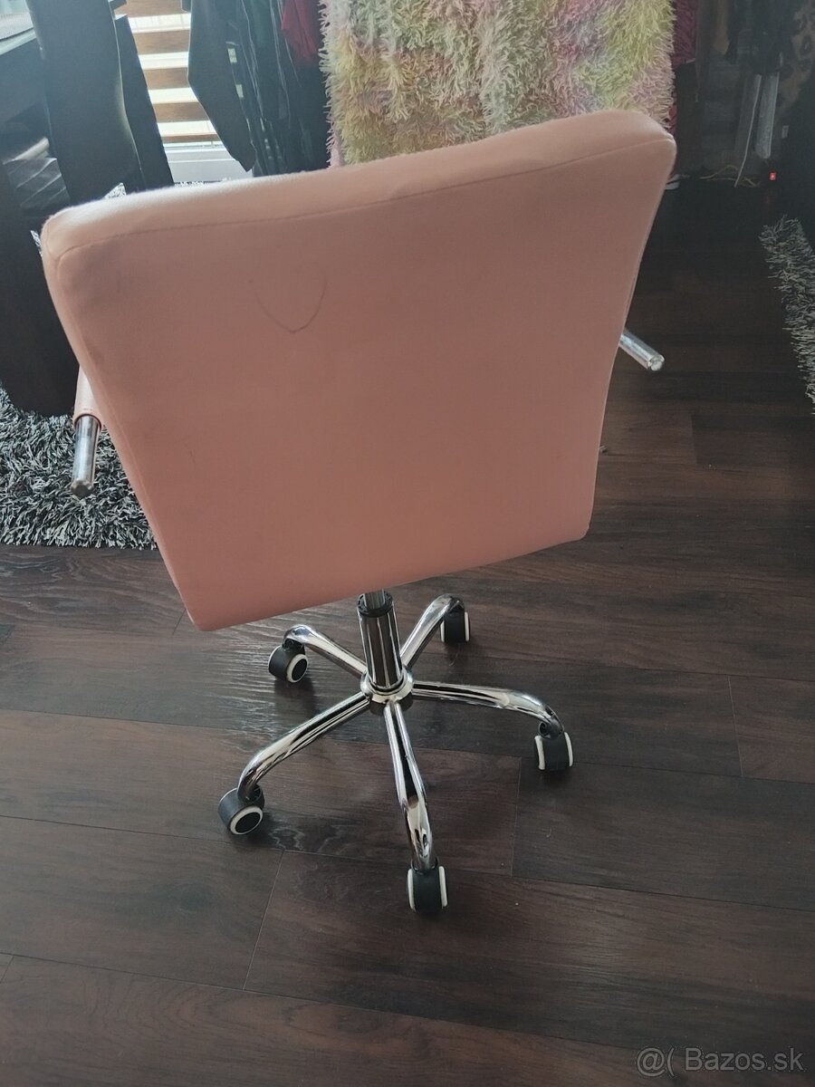 Kancelárska ružova stolička - 2