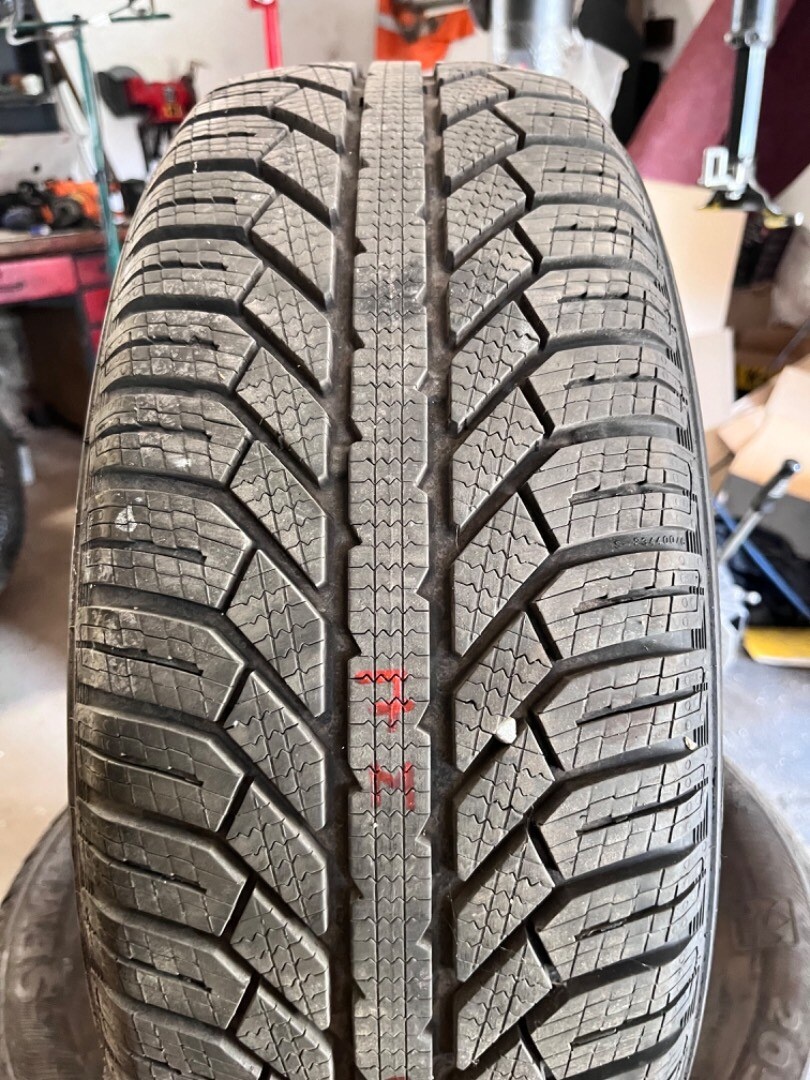 205/60 R16 92H zimní sada pneu Semperit - 2021 - 2