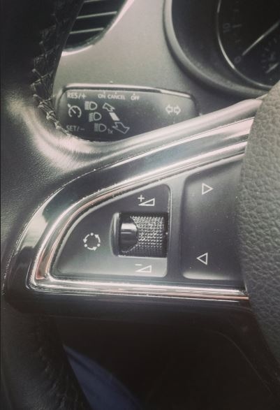 ROLOVACIE KOLIESKA NA MULTIFUNKCNY VOLANT - 2