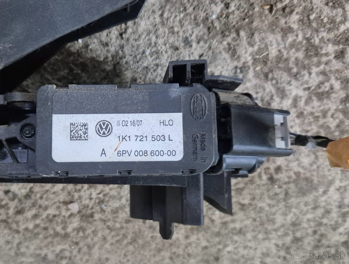 Predám plynový pedál 1K1721503L - 2