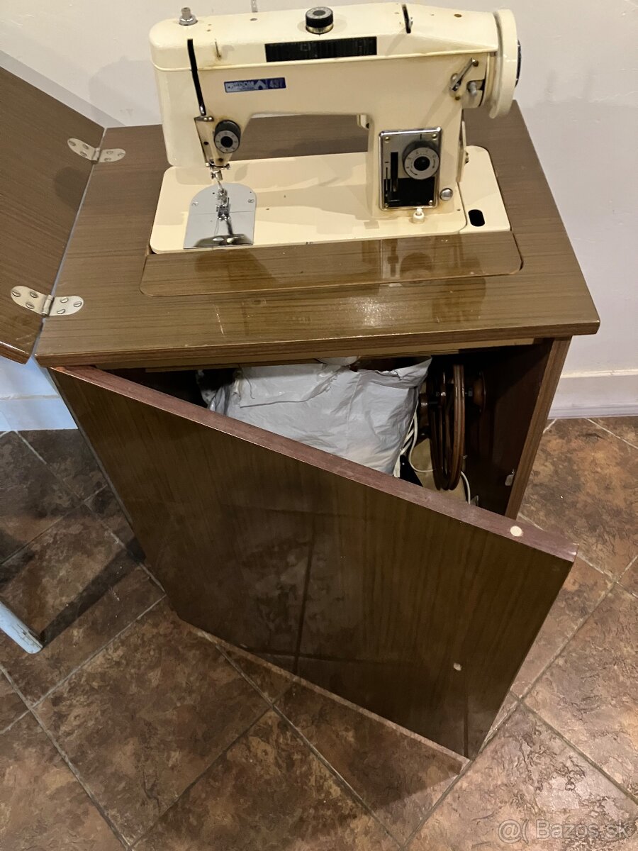 Predám šijací stroj - 2