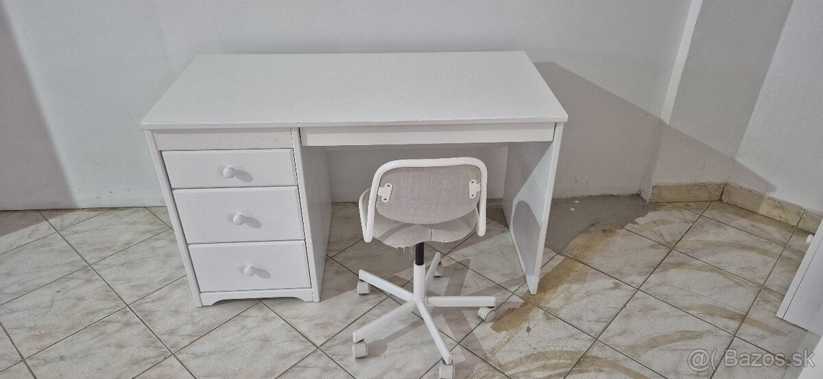 Písací stolík - 2