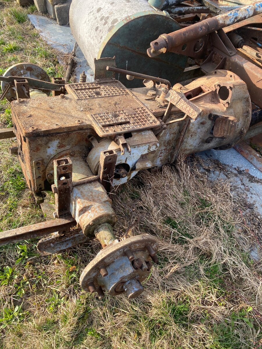 prevodovka a zadny most zetor 25 - 2