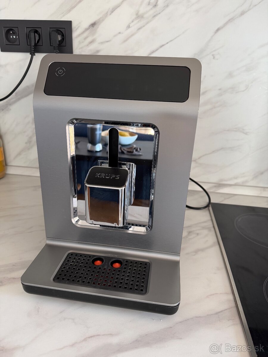 Predám automatický kávovar Krups EA894 - 2