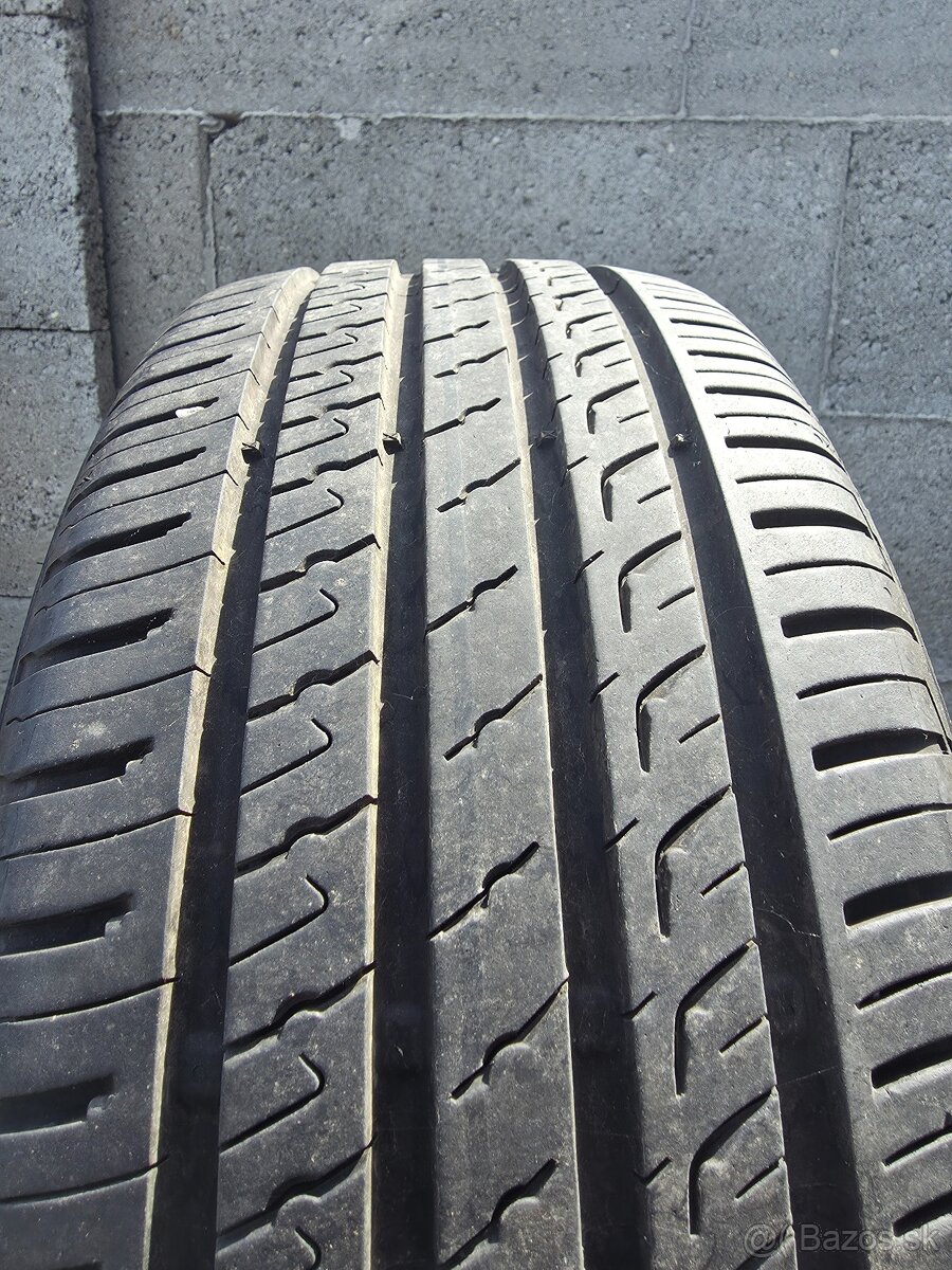 Letne pneu 205/45r16 - 2