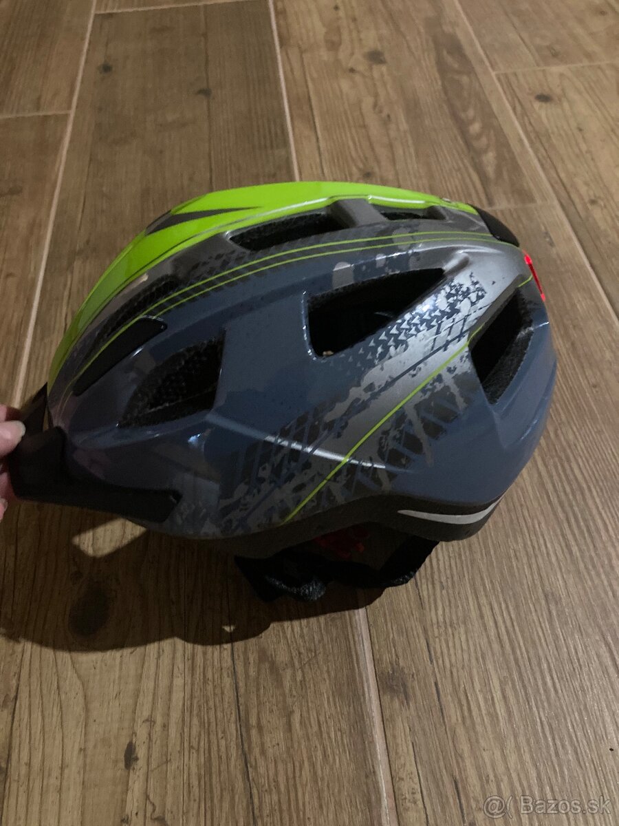 Prilba na bicykel 49-54. - 2