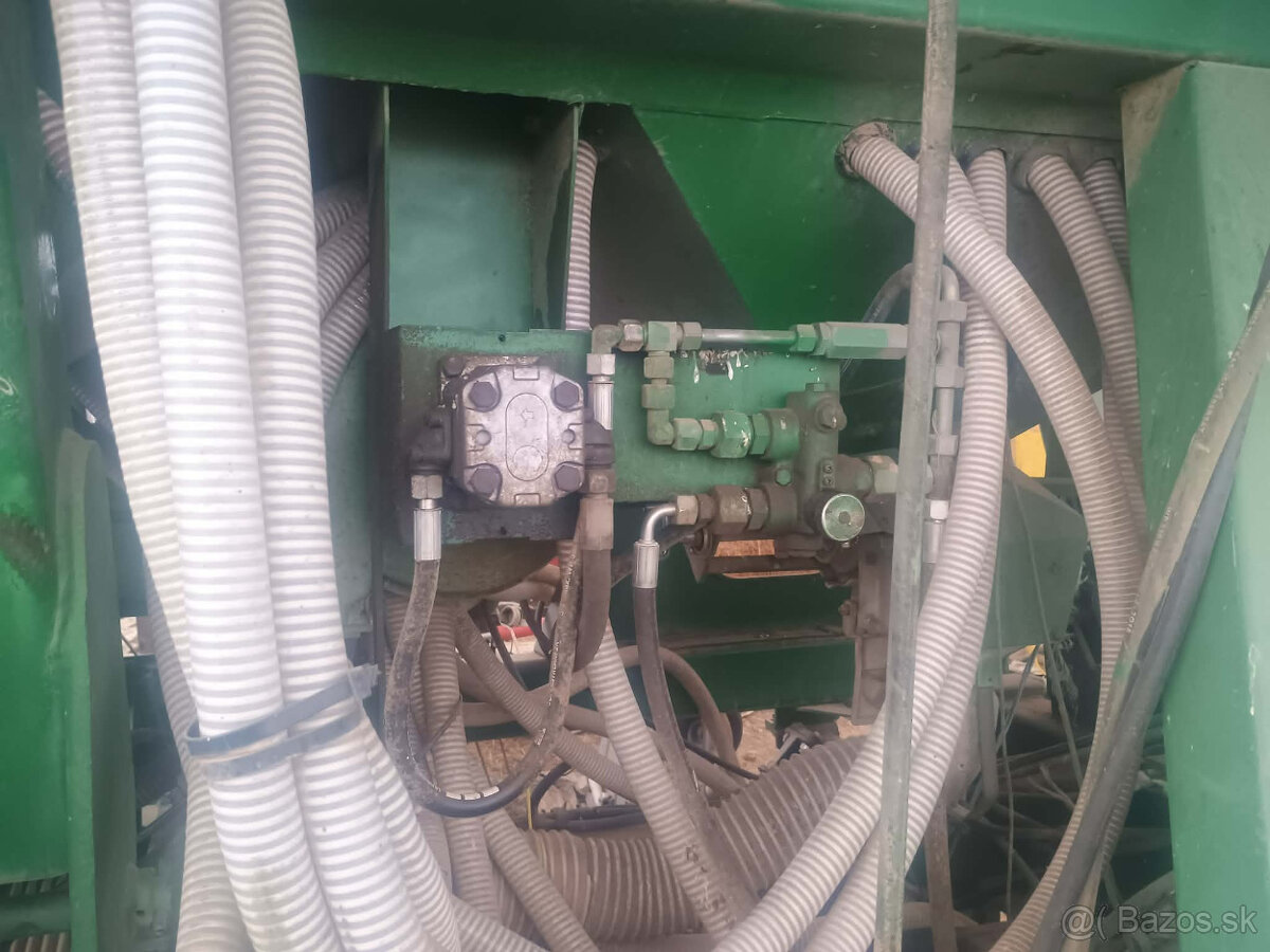 John Deere 750a - 2