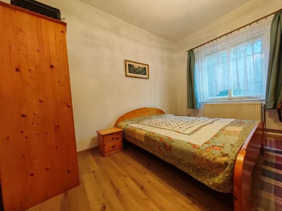 Predám drevenú spálňu - 2